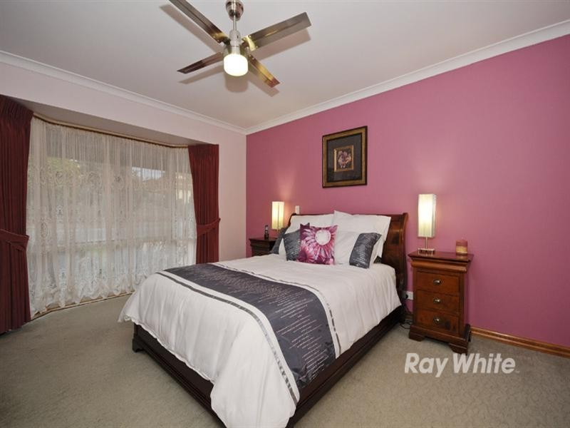 92 Lakeview Drive, Lilydale VIC 3140