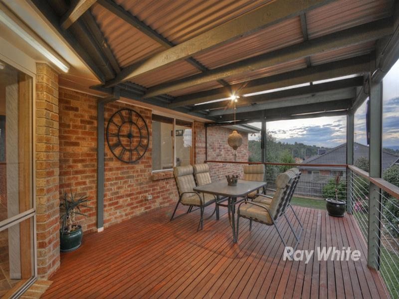 92 Lakeview Drive, Lilydale VIC 3140