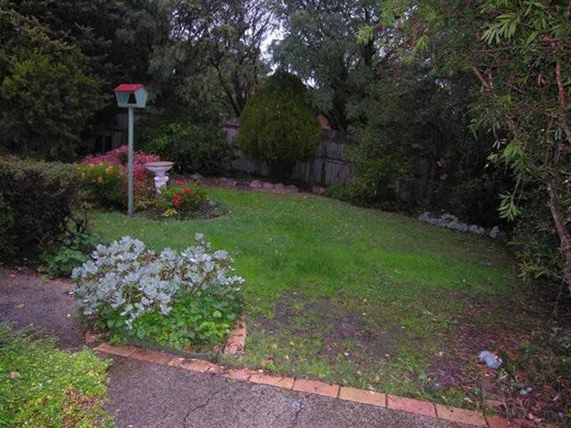 6 Jodie Place, Kilsyth South VIC 3137