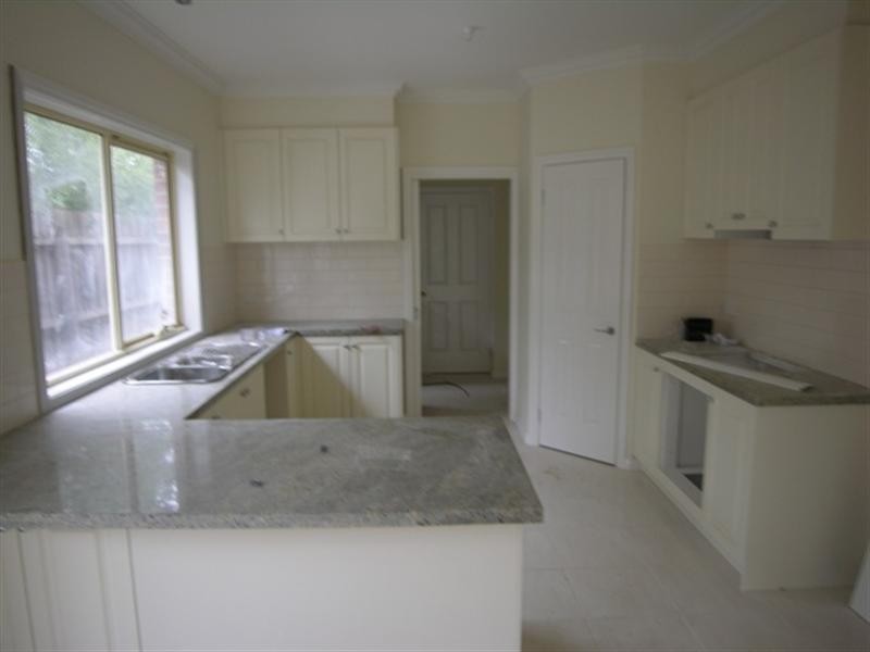 1/14A Parrs Road, Croydon VIC 3136