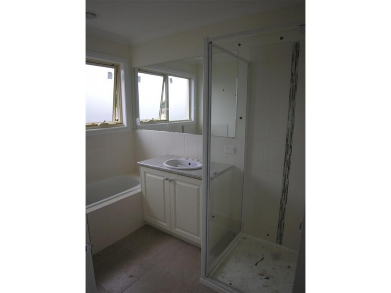 1/14A Parrs Road, Croydon VIC 3136