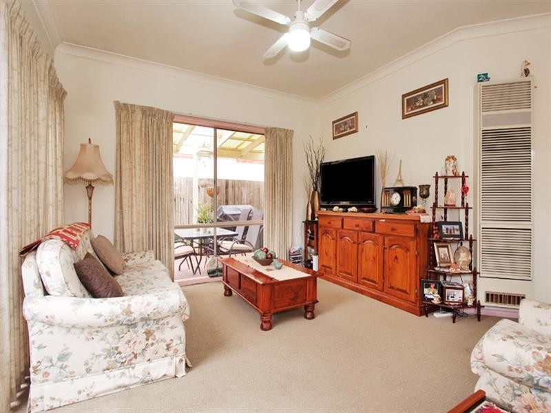 17 Rosewood Place, Chirnside Park VIC 3116