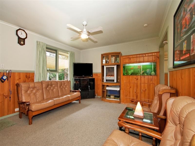 1/4 Milton Court, Mooroolbark VIC 3138