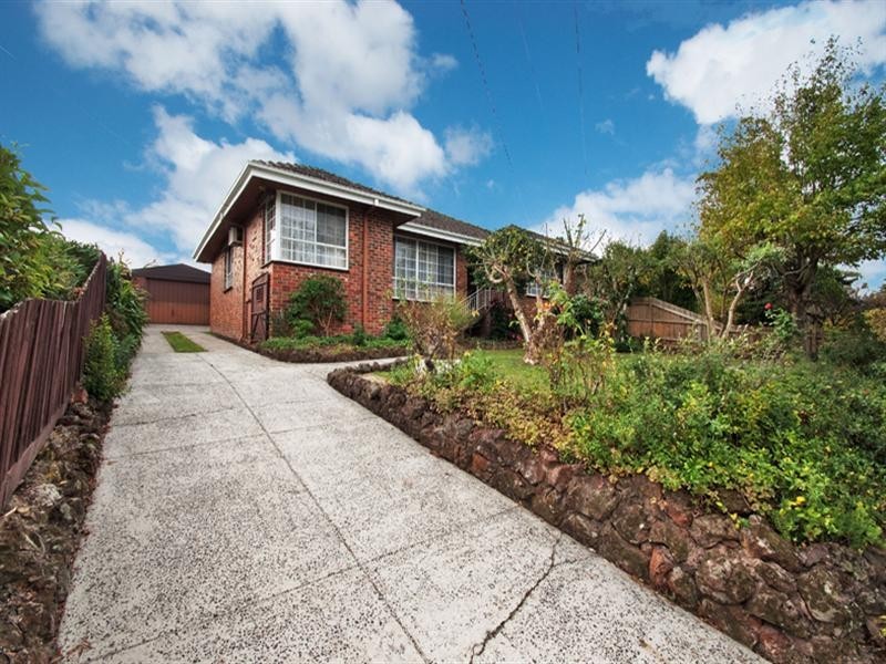 5 Delville Street, Mooroolbark VIC 3138