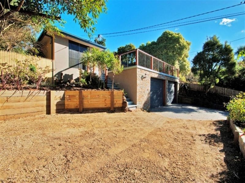 9 Cumberland Crescent, Chirnside Park VIC 3116