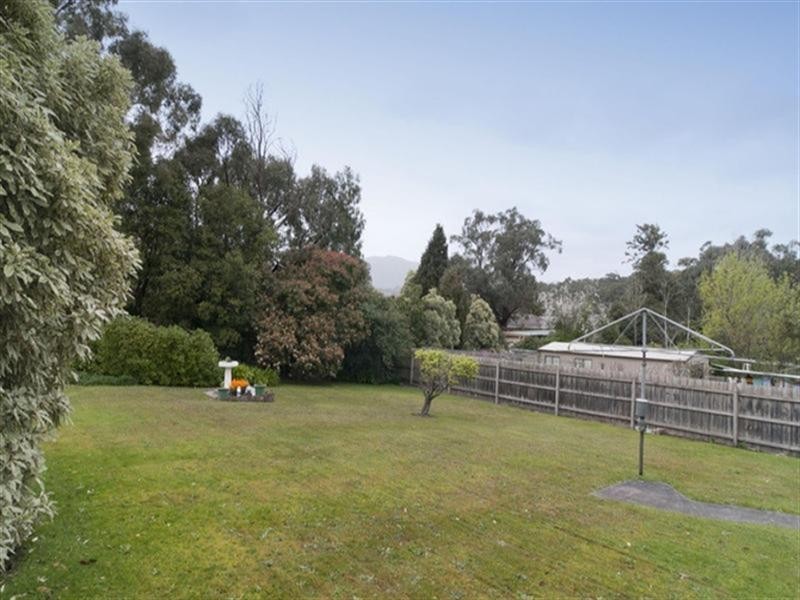 19 Greenville Street, Mooroolbark VIC 3138