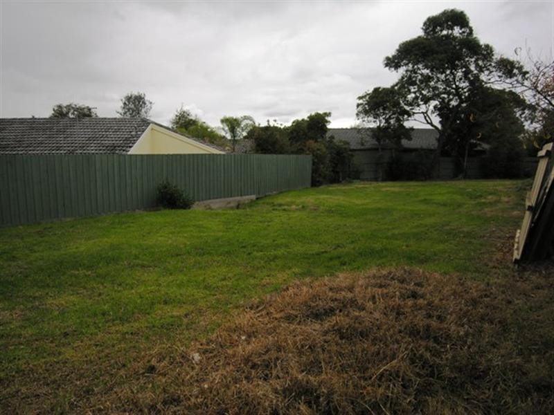 4 Highland Avenue, Croydon VIC 3136