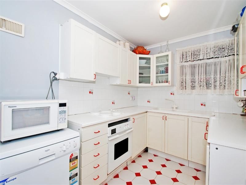 11 Alawara Drive, Mooroolbark VIC 3138
