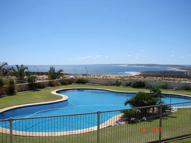 8 Jacques Boulevard, Kalbarri WA 6536