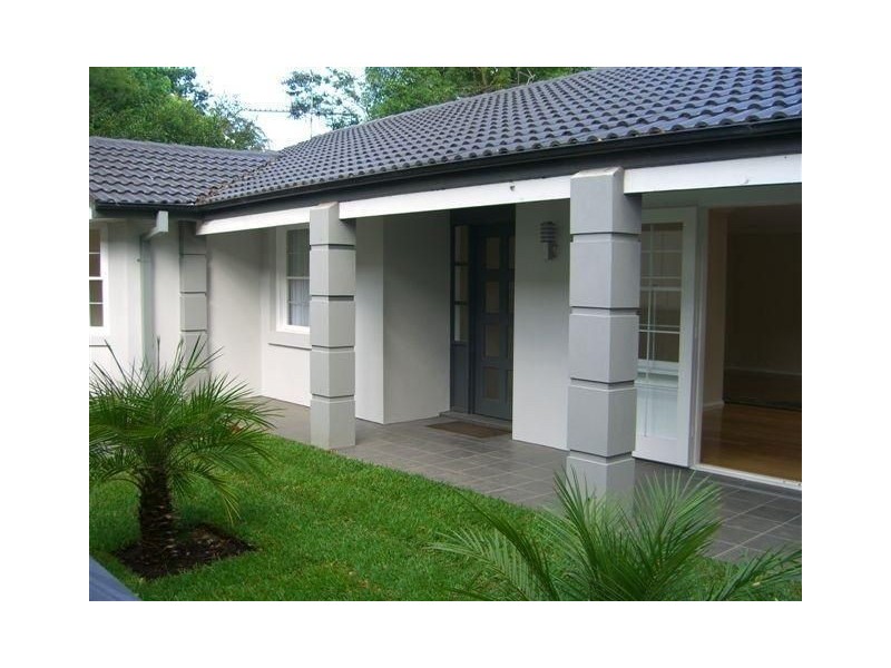 1 Putarri Avenue, St Ives NSW 2075