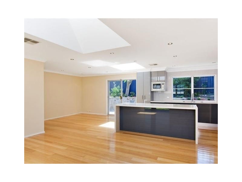 1 Putarri Avenue, St Ives NSW 2075