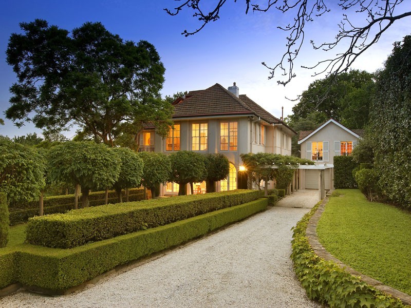 41 Ku-Ring-Gai Avenue, Turramurra NSW 2074