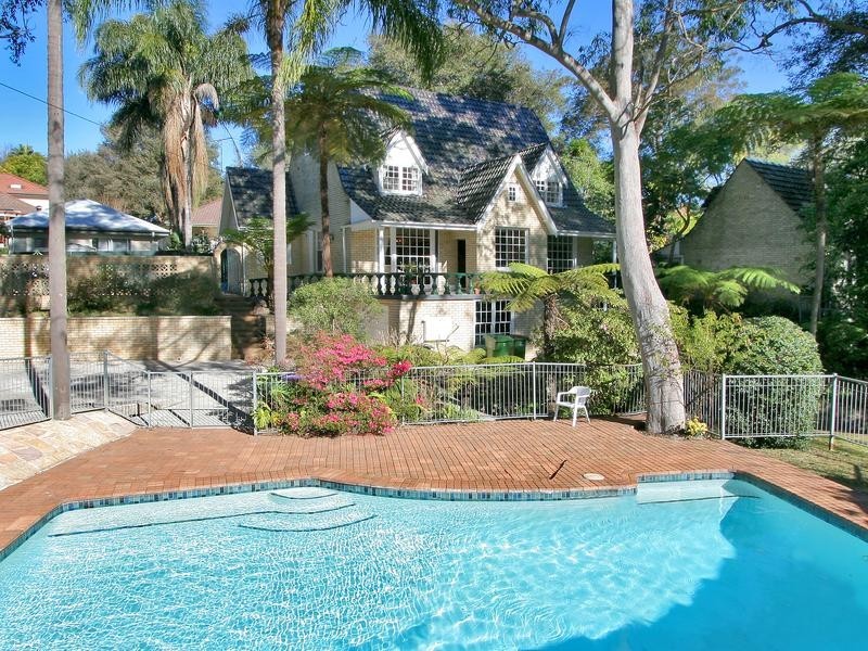 9 Sarnia Crescent, Killara NSW 2071