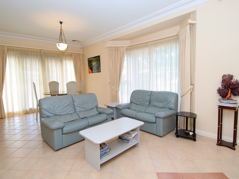 32 Sydney Road, East Lindfield NSW 2070