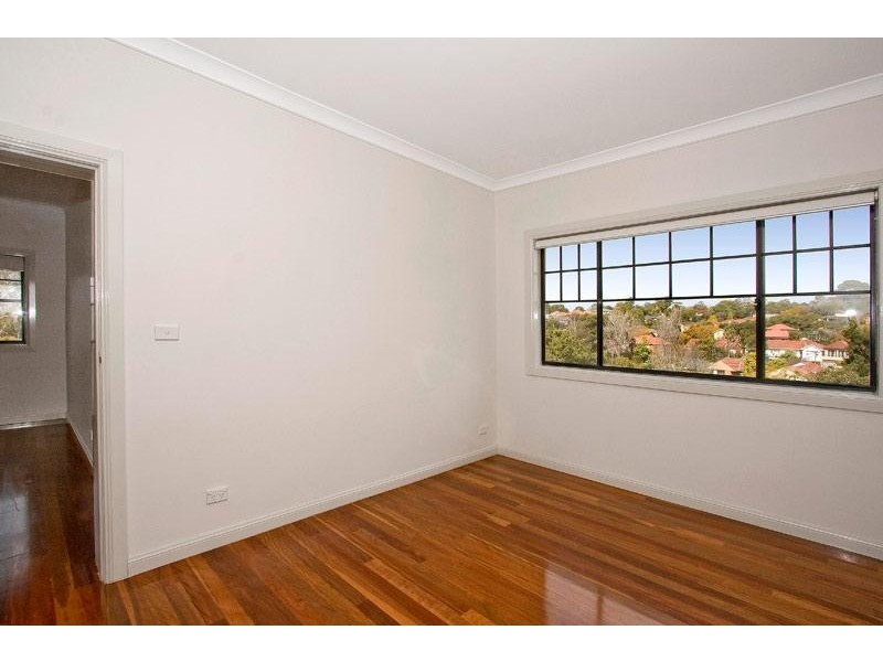 4 Morotai Avenue, Castlecrag NSW 2068
