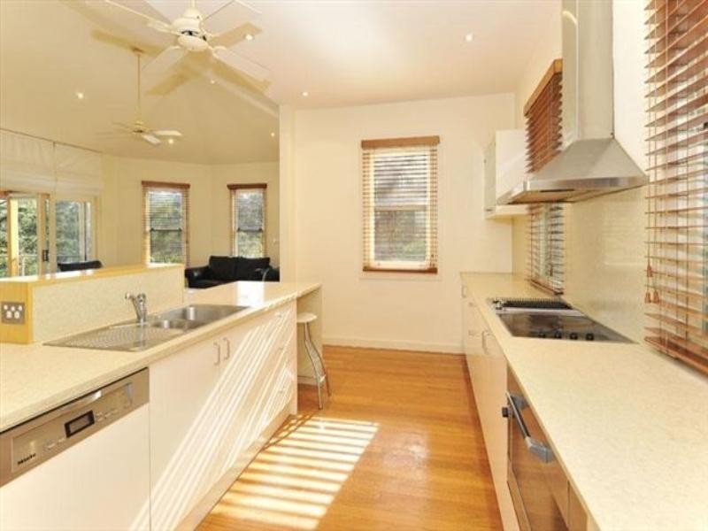 1 Timaru Street, Turramurra NSW 2074