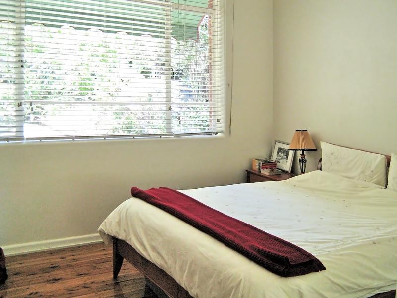 8 Yarrennan Avenue, West Pymble NSW 2073