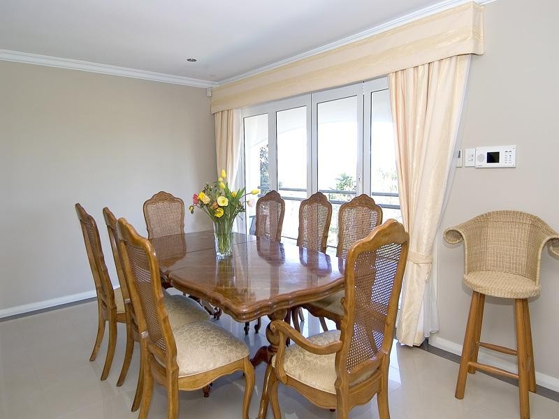 17 Walker Avenue, St Ives NSW 2075