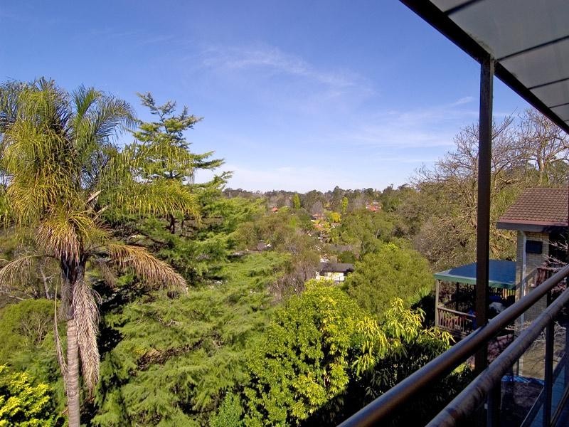 17 Walker Avenue, St Ives NSW 2075