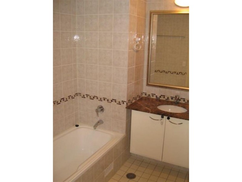 80 47 Lithgow Street, St Leonards NSW 2065