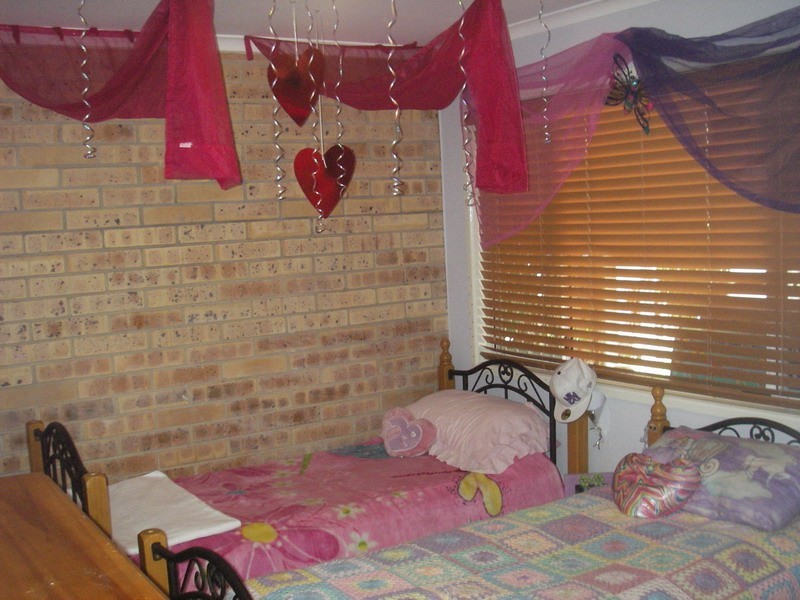 11 Monash Road, Loganlea QLD 4131