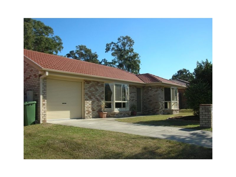 17 Oakwood Drive, Waterford West QLD 4133