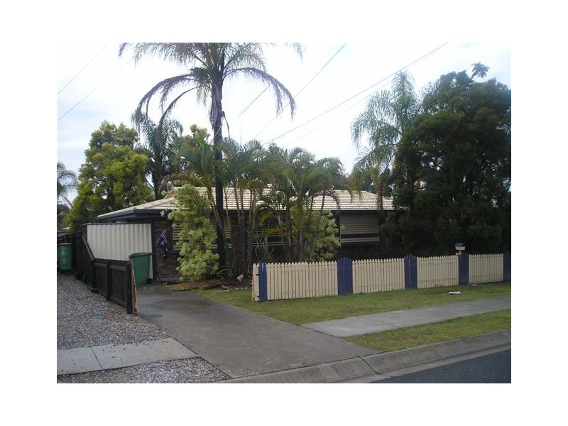 15 Bursaria Street, Crestmead QLD 4132
