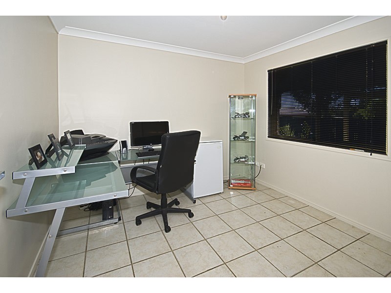 6 Lucas Court, Crestmead QLD 4132