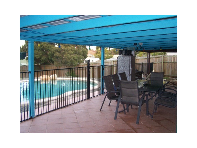 Mount Warren Park QLD 4207