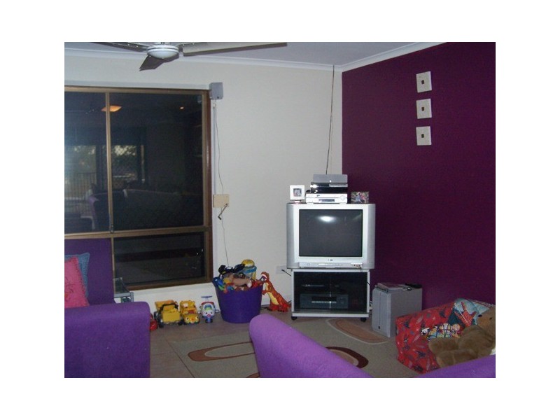 Mount Warren Park QLD 4207