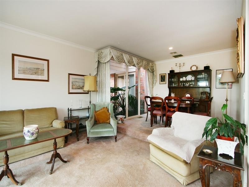 18 Clearwater Drive, Lilydale VIC 3140