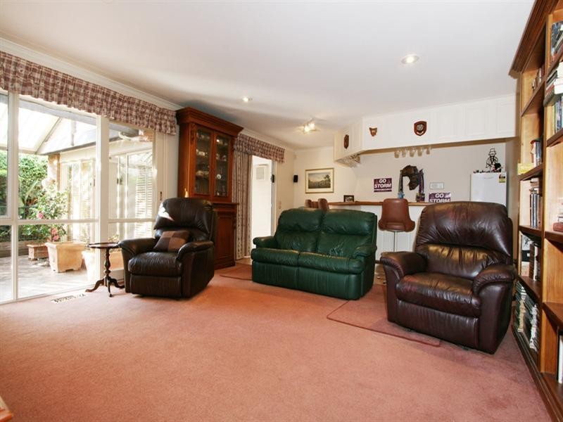 18 Clearwater Drive, Lilydale VIC 3140