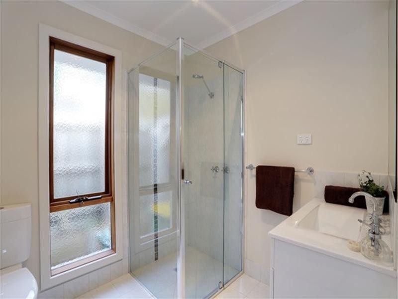 18 Belchester Avenue, Coldstream VIC 3770