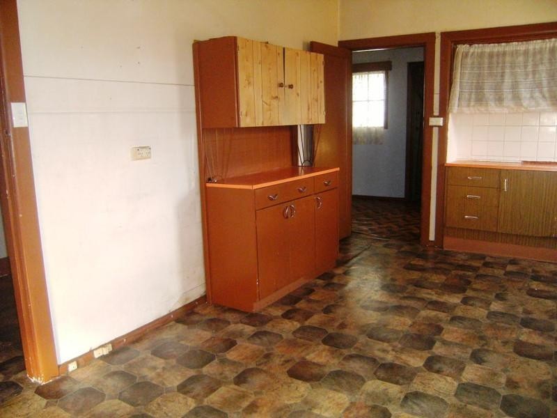 10 Dempster Street, Tottenham VIC 3012