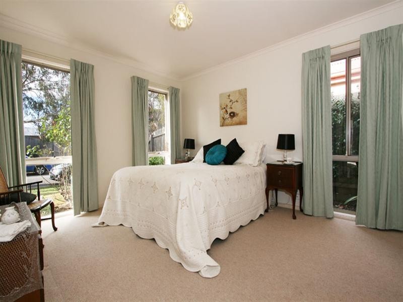 13 Pinoak Drive, Yarra Glen VIC 3775