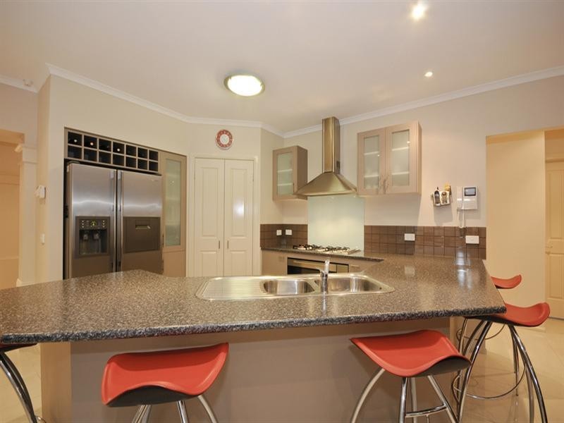 49 Pacific Drive, Mooroolbark VIC 3138