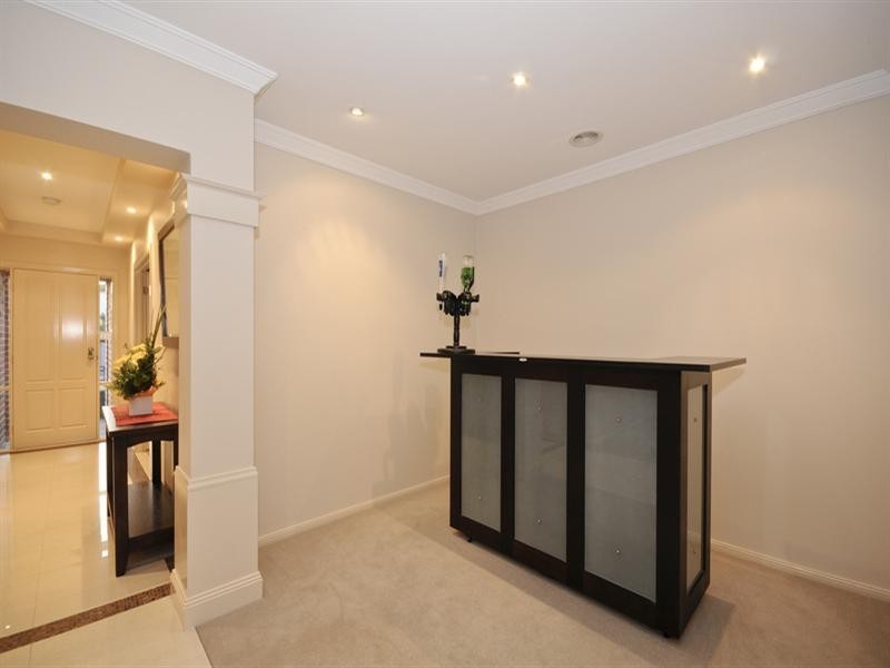 49 Pacific Drive, Mooroolbark VIC 3138