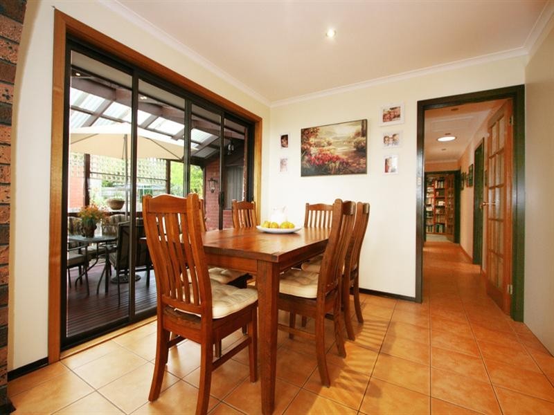 7 Breakaday Pass, Chirnside Park VIC 3116