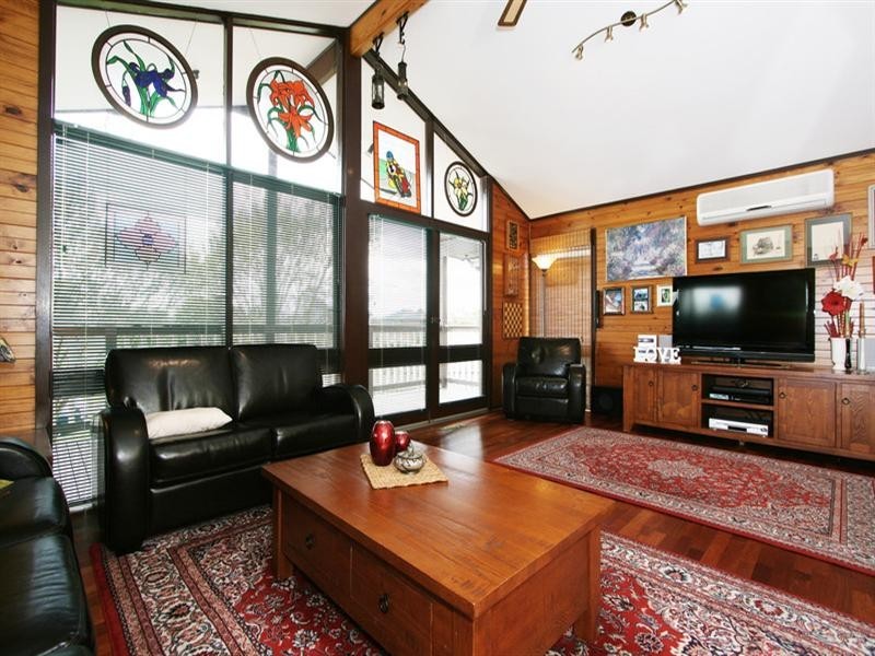 7 Breakaday Pass, Chirnside Park VIC 3116