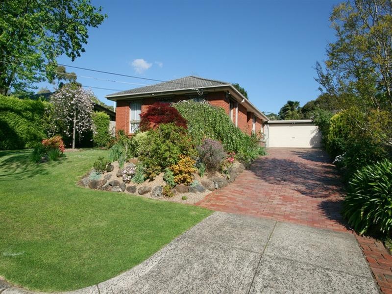 12 Huntingdale Drive, Chirnside Park VIC 3116