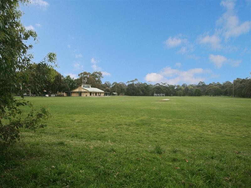 38 Surrey Road West, Croydon VIC 3136