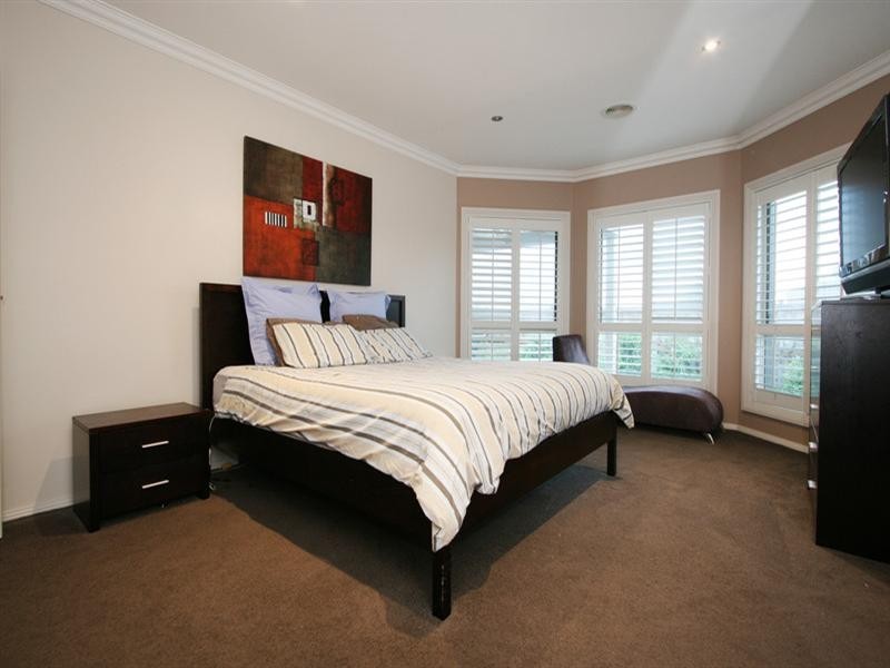 1 Mentor Grove, Lilydale VIC 3140