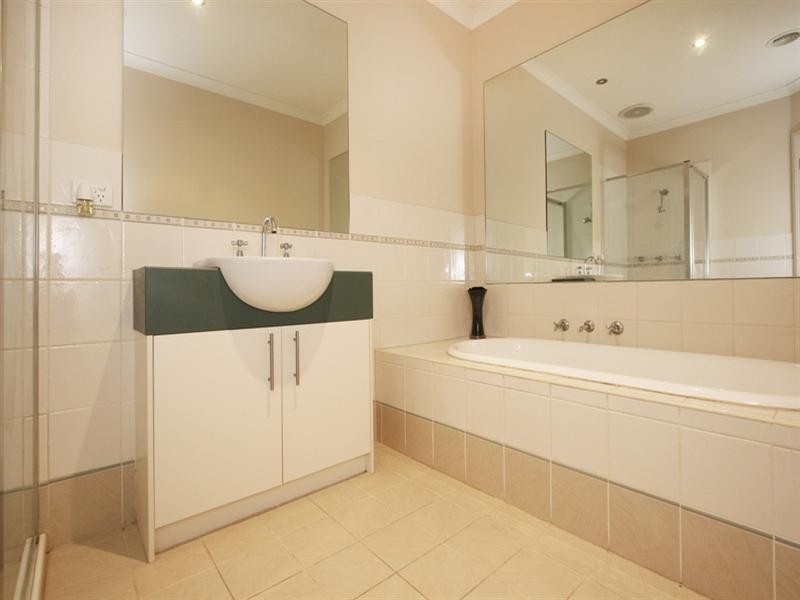 1 Mentor Grove, Lilydale VIC 3140