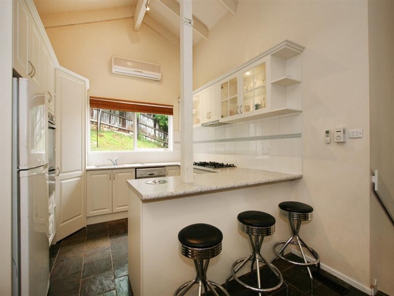 2 Old Mill Place, Chirnside Park VIC 3116