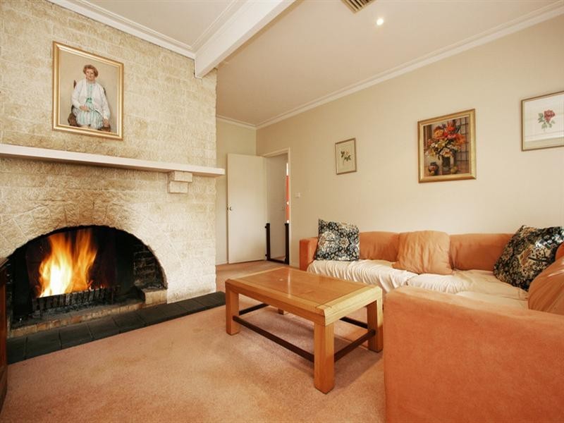 2 Margaret Avenue, Chirnside Park VIC 3116