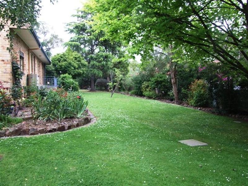 59 Cambridge Road, Mooroolbark VIC 3138