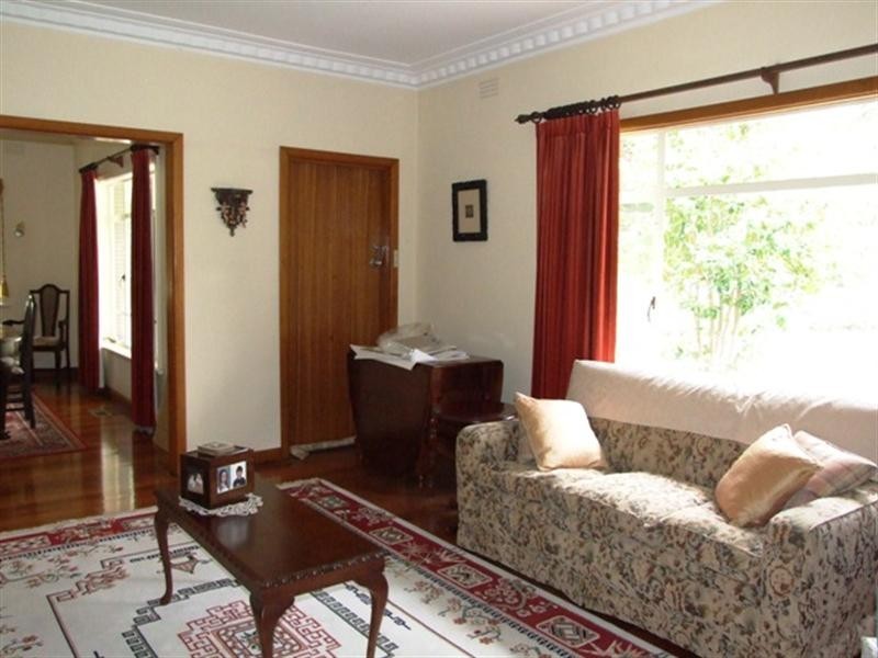 59 Cambridge Road, Mooroolbark VIC 3138