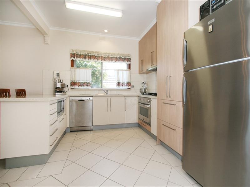 15 Pine Street, Lilydale VIC 3140