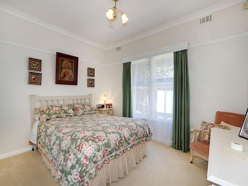 876 Mount Dandenong Road, Montrose VIC 3765