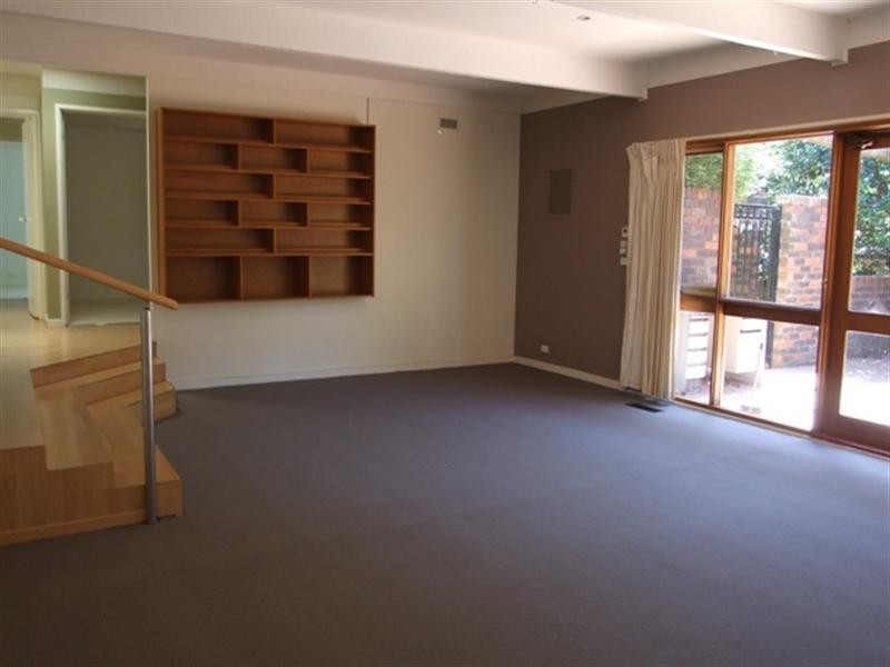 6 Glendale Drive, Chirnside Park VIC 3116